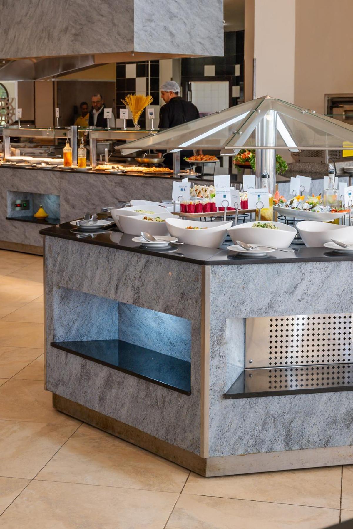 Tui Suneo Kenzi Europa Agadir Ngoại thất bức ảnh A salad bar